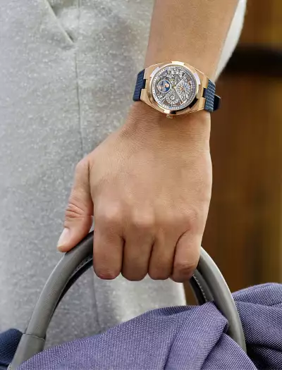 Overseas Perpetual Calendar Ultra-Thin Skeleton