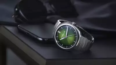 H Moser & Cie Streamliner Centre Seconds