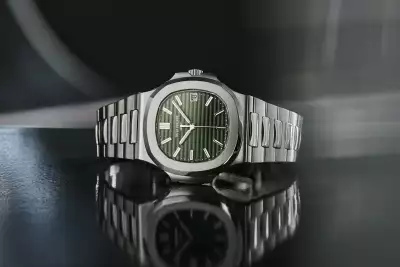 Patek Philippe Nautilus 5711/1A-014 olive green dial