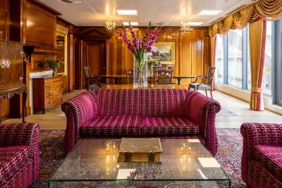 Vardags lawyers office