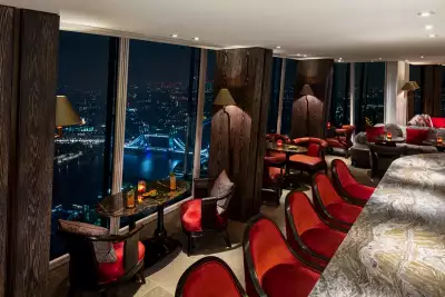Gong Shangri-La &ndash; London Bridge Bars