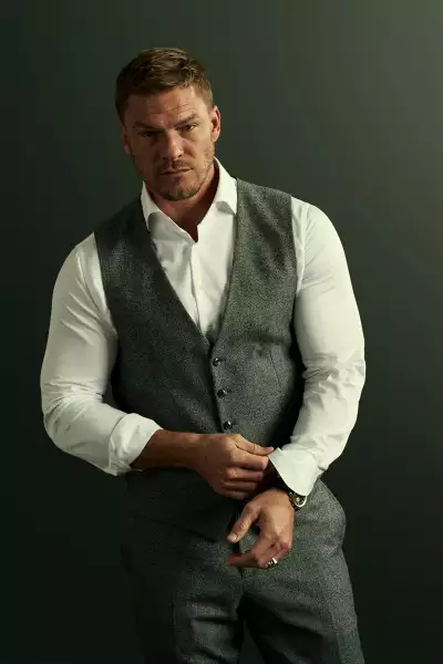 Alan Ritchson