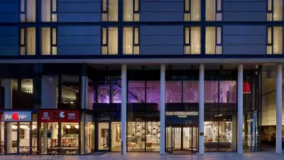 Hilton&rsquo;s Curio Collection, The Westminster London