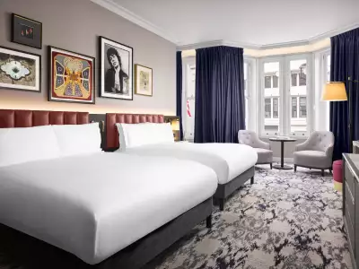 Trafalgar St James Hotel