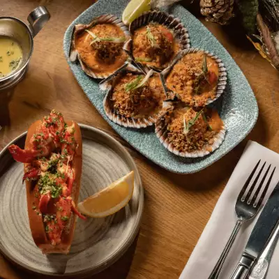 Burger & Lobster Scallops