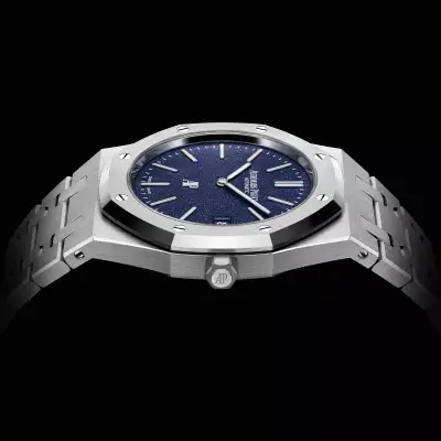 Royal Oak &ldquo;Jumbo&rdquo; Extra-Thin model (ref. 16202)