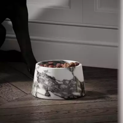 Lusso Vasoni Carrara marble dog bowl