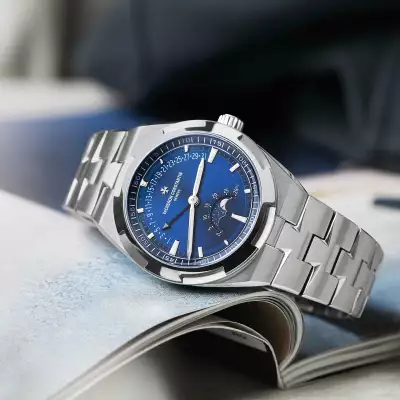 Vacheron Constantin Overseas Moon Phase and Retrograde Date