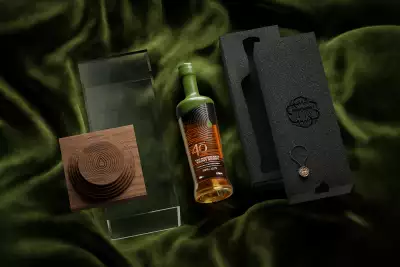 40-year old (cask 12.79) to celebrate the Society&rsquo;s 40th anniversary