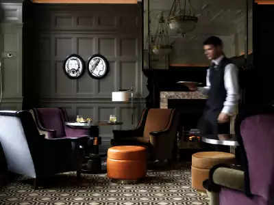 Coburg Bar at the Connaught Coburg Bar at the Connaught