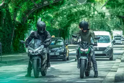 Kawasaki Ninja e-1 and Z e-1