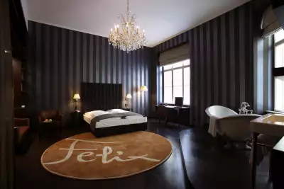 A room at Hotel Altstadt in Vienna A room at Hotel Altstadt in Vienna