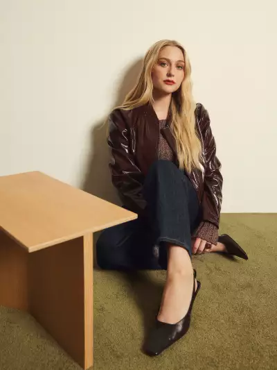 Alyvia Alyn Lind