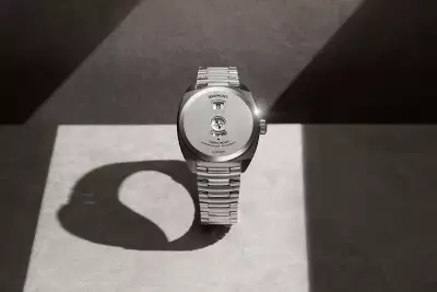 Bremont Terra Nova Jumping Hour in steel