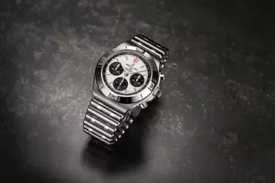 Breitling Chronomat B01 42 White