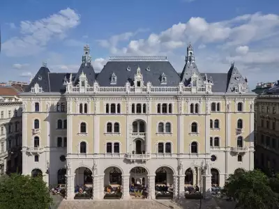 W Budapest W Budapest