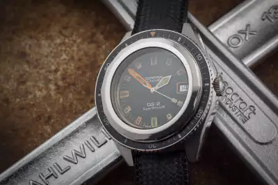 a vintage Certina DS-2 Super PH500M wristwatch, also known as the "Tektite" diver