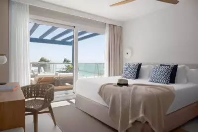Sea View Suite