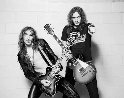 Justin and Dan Hawkins, The Darkness Justin and Dan Hawkins, The Darkness