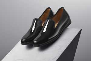 DUKE + DEXTER – patent black loafer