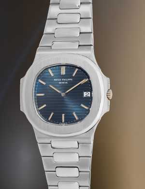 Patek Philippe Nautilus reference 3700/1 in 18 karat white gold