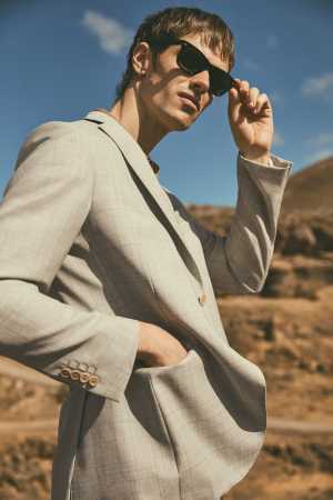 Model wears Pal Zileri Be Effortless collection