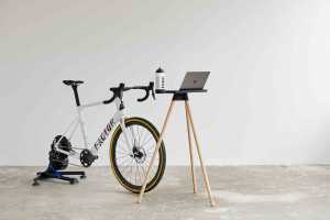The Laptop Race Table by tons