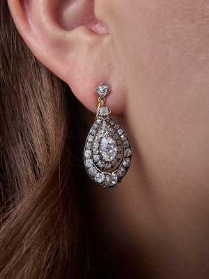 A pair of mid Victorian diamond drop earrings formerly owned by a viscountess Estimate: £6,000 - £8,000 A pair of mid Victorian diamond drop earrings formerly owned by a viscountess Estimate: £6,000 - £8,000