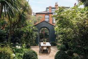 Studio Tashima uses woven brickwork &ndash; a nod to the existing architecture with cues from classic Japanese design.