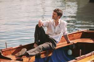 Model wearing Boglioli