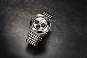 Breitling Chronomat B01 42 White