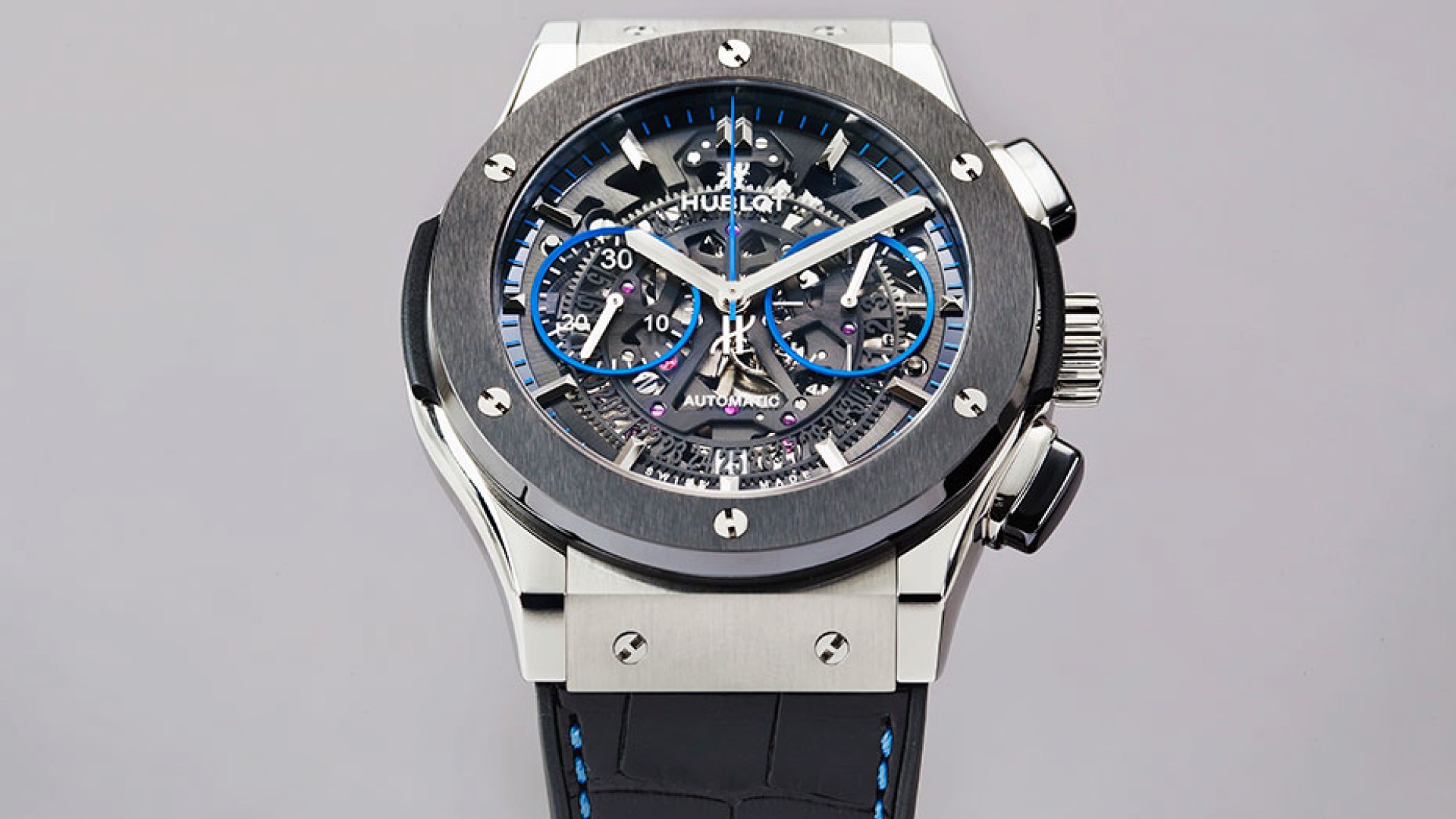 Хаблот оригинал. Hublot Classic Fusion Chronograph. Classic Fusion хронограф. Hublot 1011588 Classic Fusion. Hublot 807078.