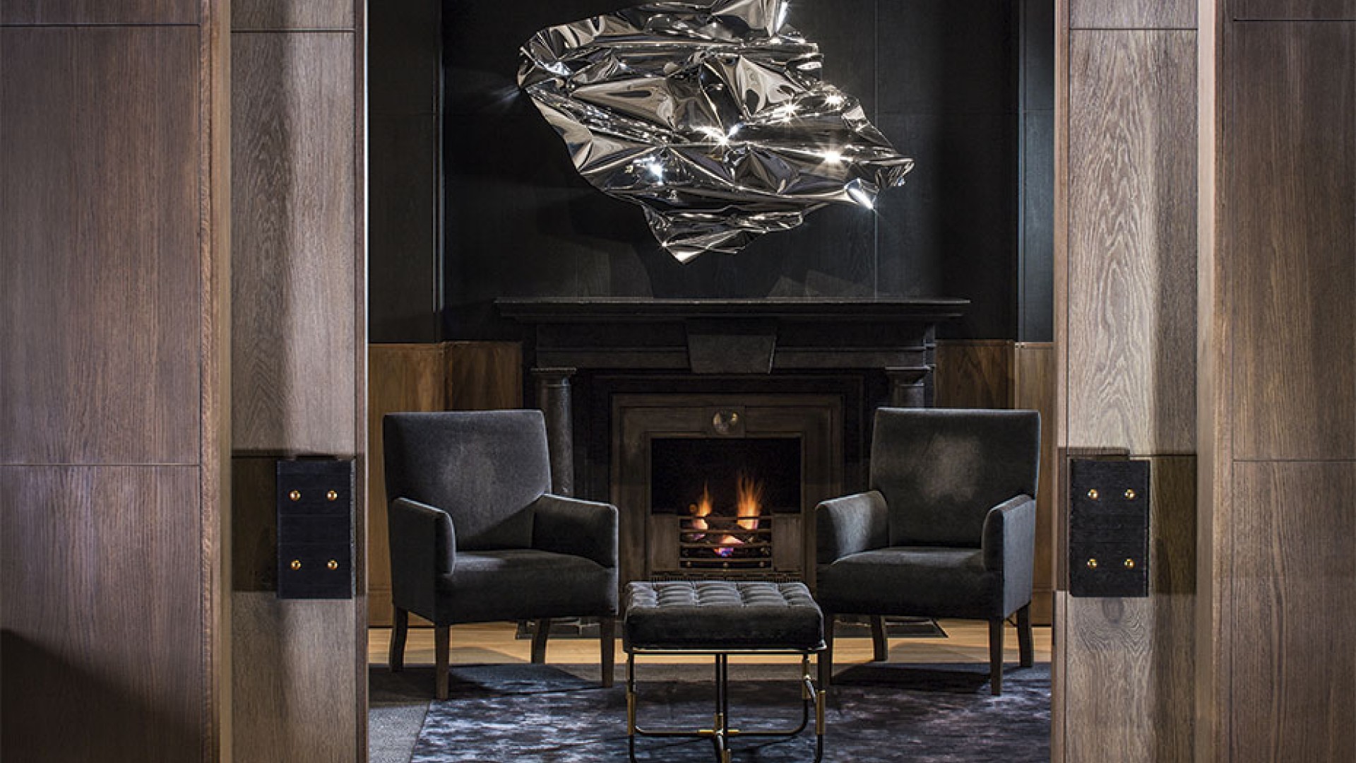 Gieves & Hawkes, 1 Savile Row, W1S 3JR Gieves & Hawkes, 1 Savile Row, W1S 3JR