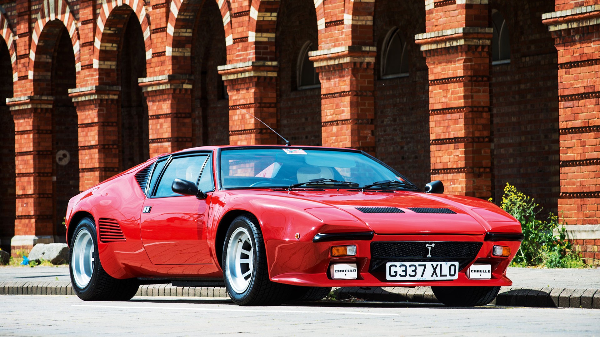 DeTomaso Pantera DeTomaso Pantera