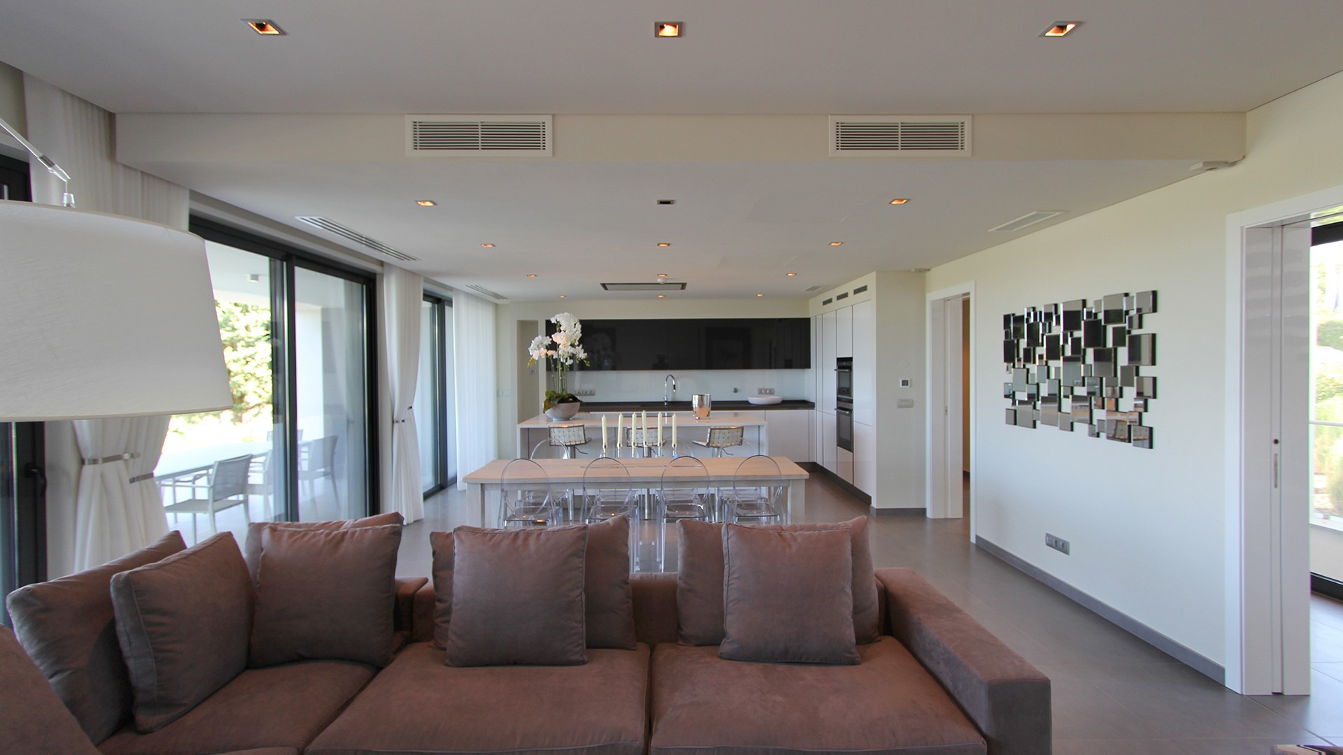 Detached villa Detached villa