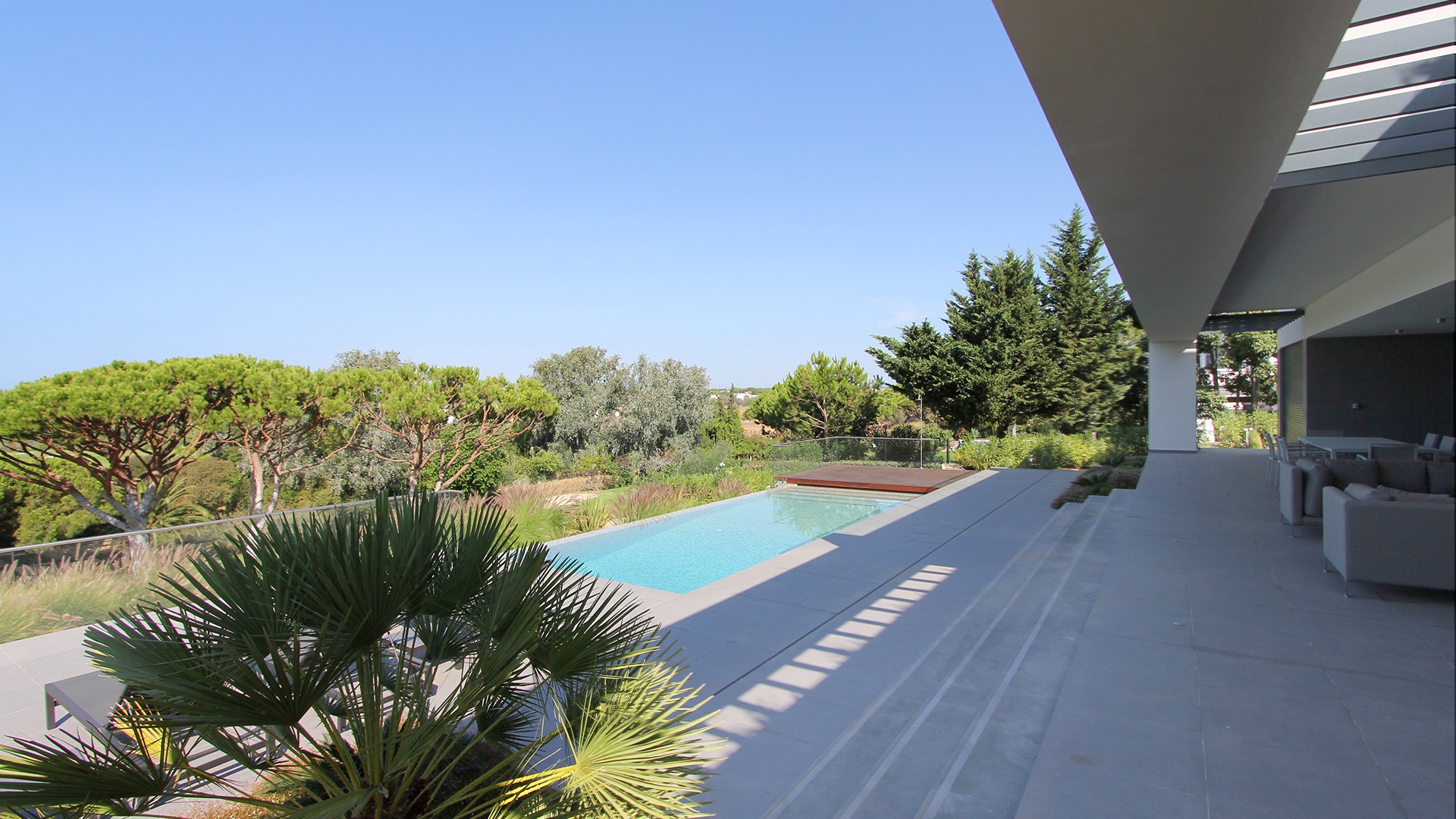 Detached villa Detached villa