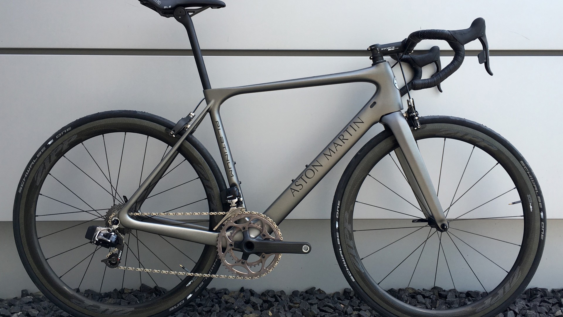 Storck Fascenario .3 Aston Martin Storck Fascenario .3 Aston Martin