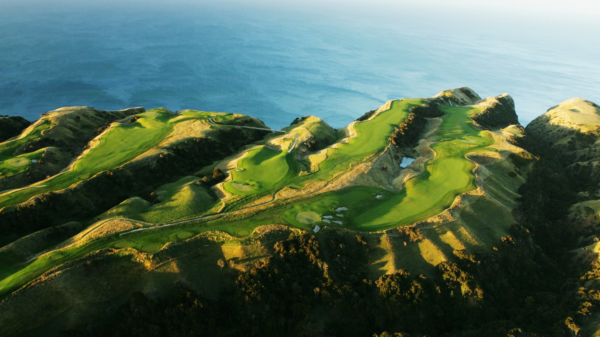Cape Kidnappers golf course, Hawkes Bay, New Zealand Cape Kidnappers golf course, Hawkes Bay, New Zealand