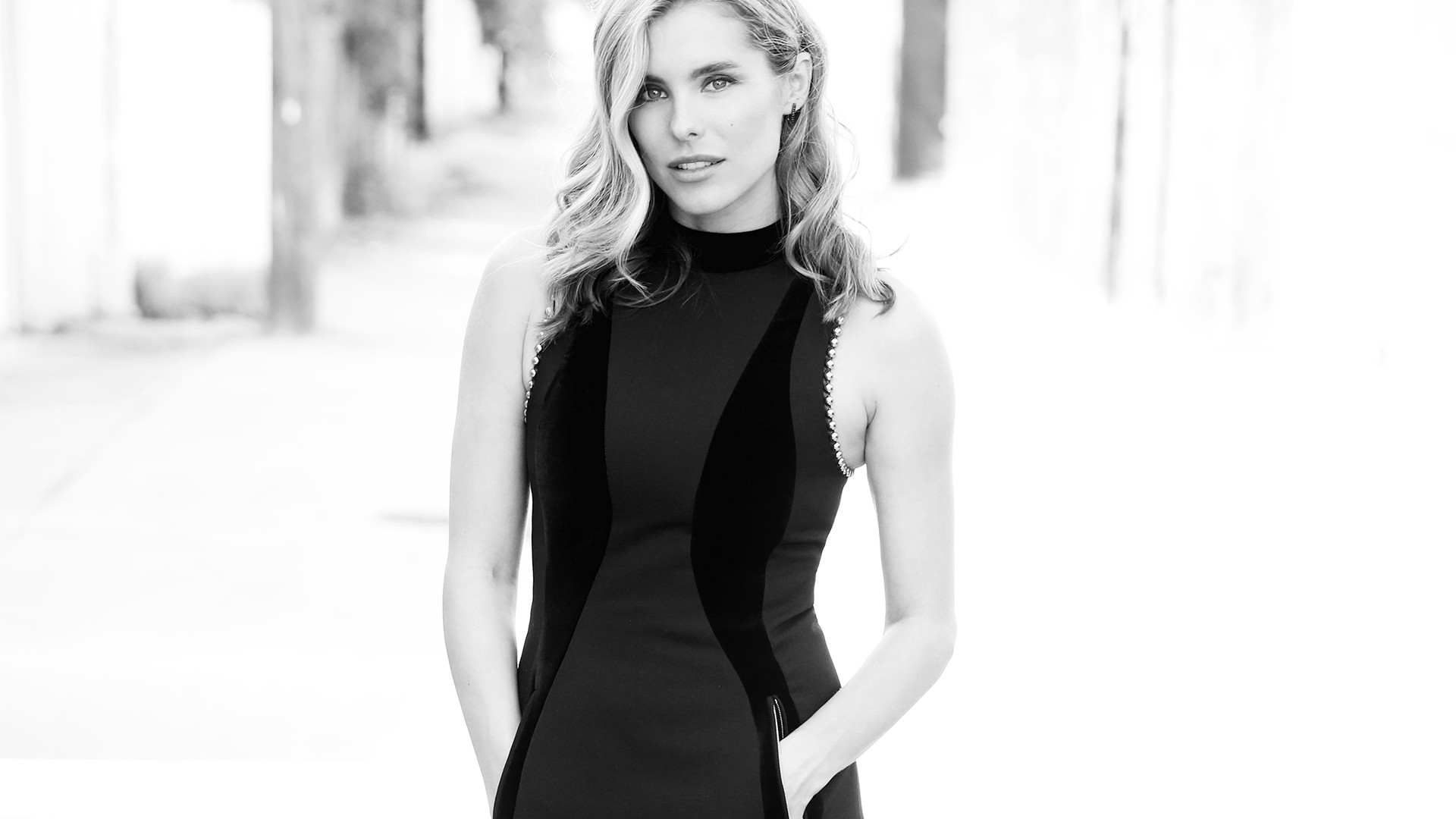 Our TV Crush Susie Abromeit Talks Jessica Jones Tennis And Her.