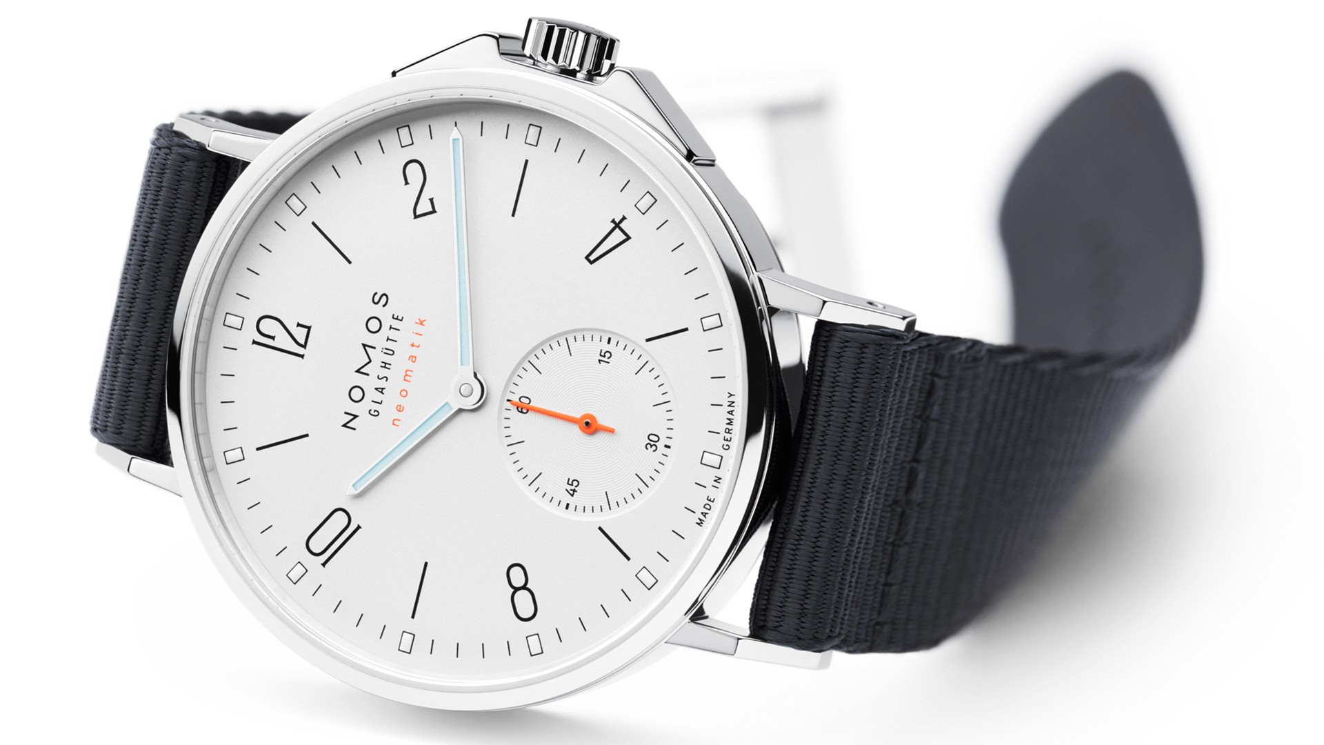 Nomos Ahoi Neomatik watch Nomos Ahoi Neomatik watch