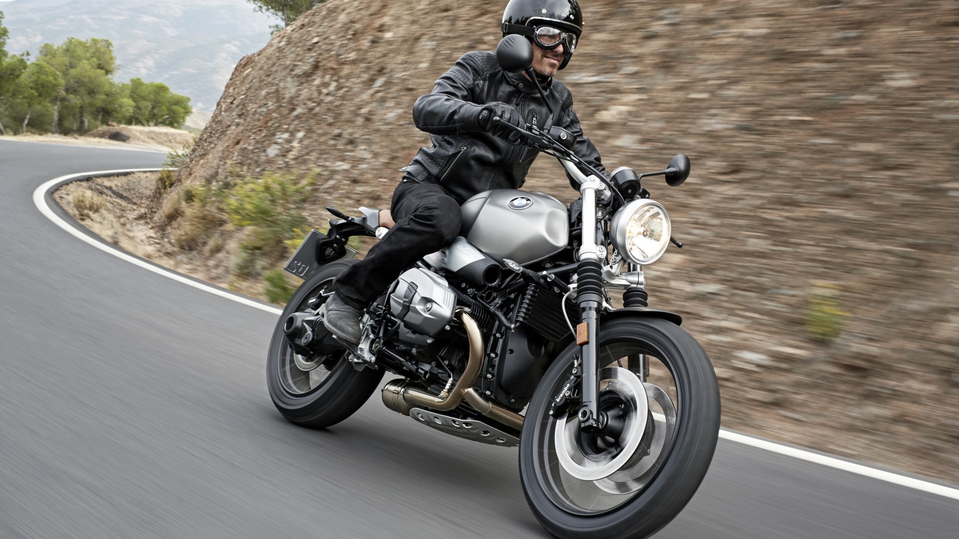 BMW R Nine T Scrambler BMW R Nine T Scrambler