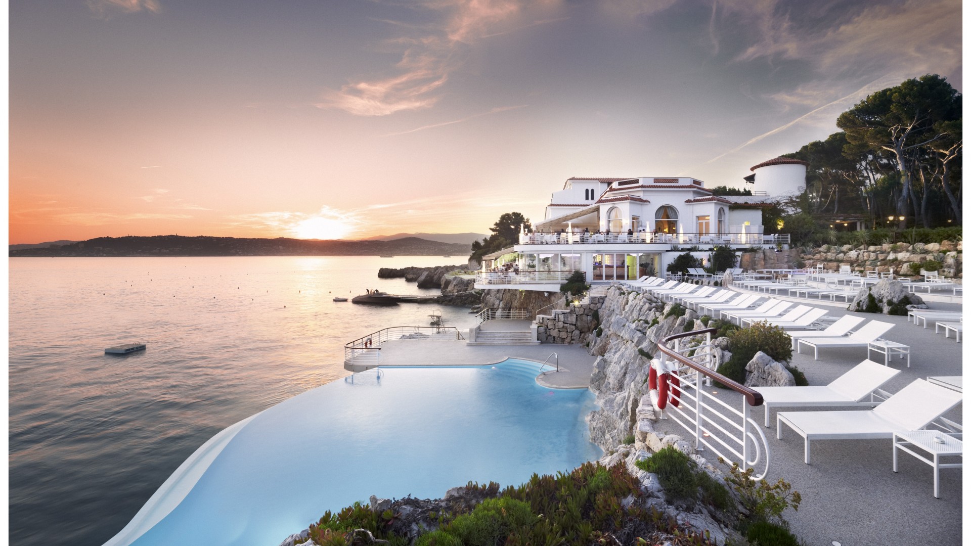 Hotel du Cap-Eden-Roc Hotel du Cap-Eden-Roc