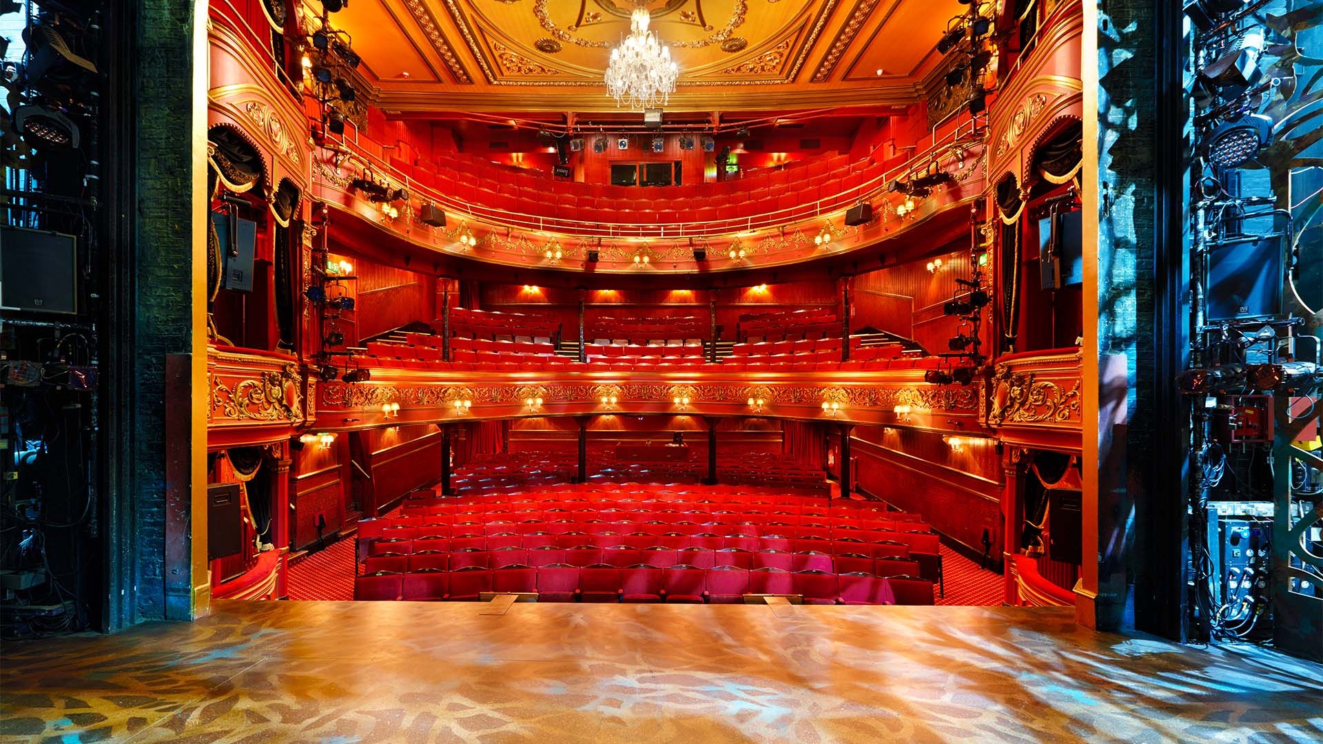 Photographs of the most beautiful theatres in London Square Mile