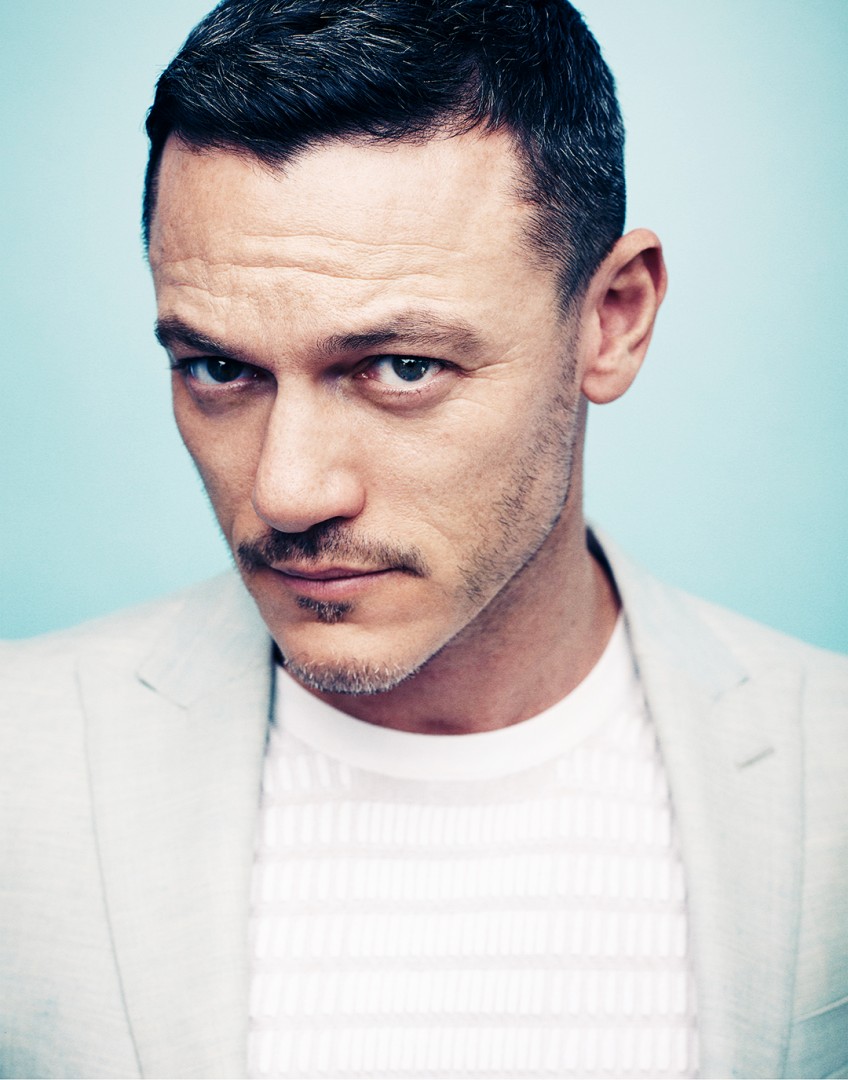 Next photo of Luke Evans