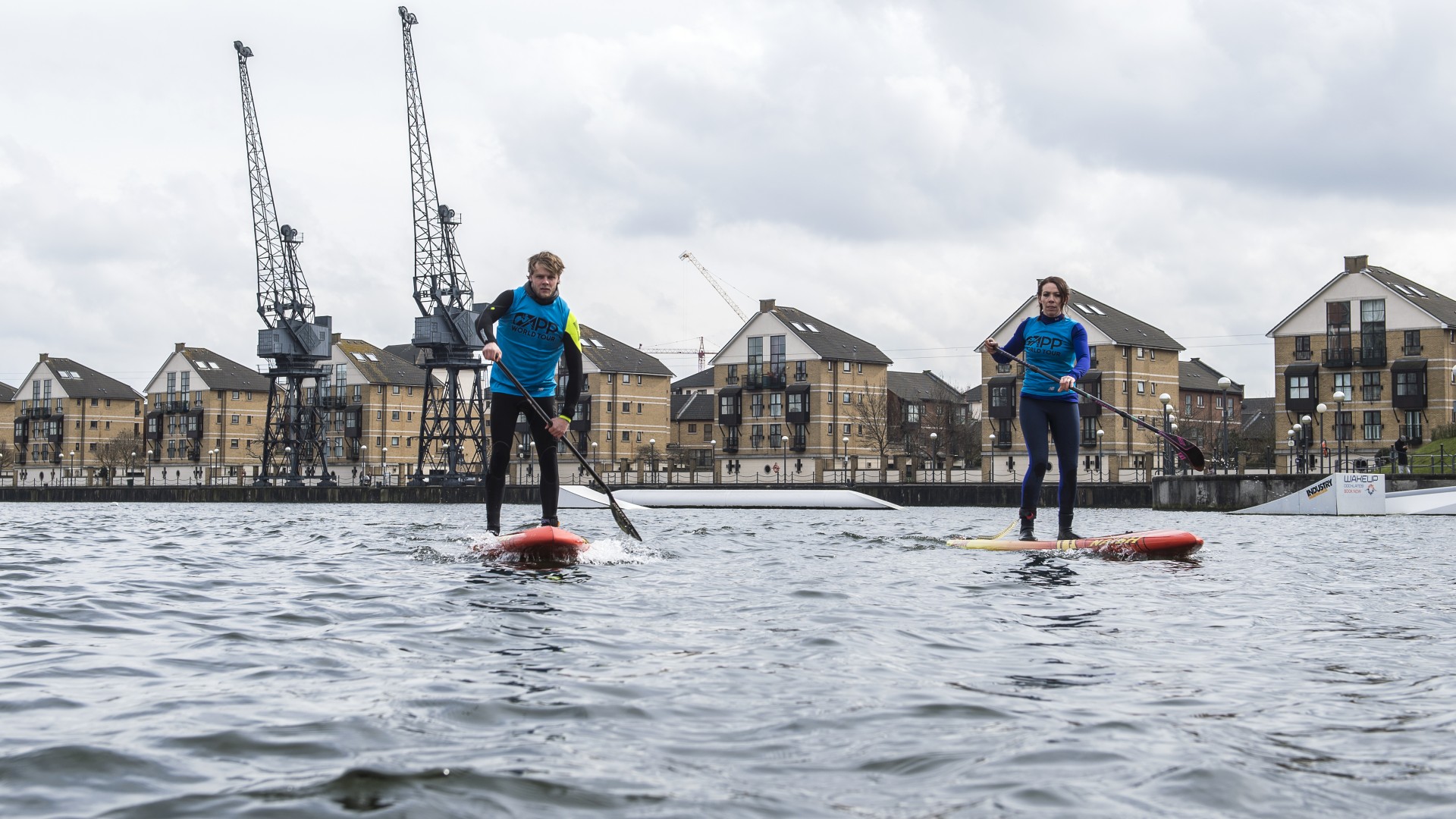 Standup paddle boarding in London Square Mile