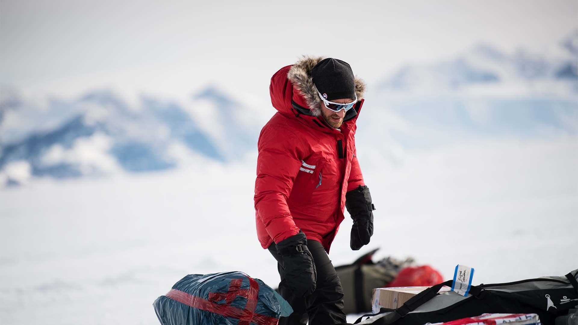 Ben saunders is usually introduced as тип ответа одиночный выбор a philosopher a polar explorer