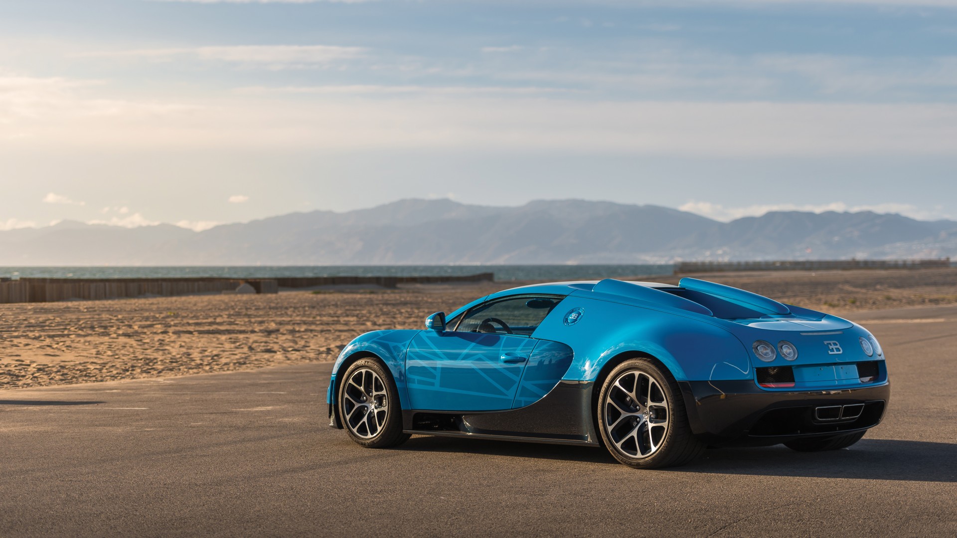 Bugatti Veyron Grand Sport Vitesse (2012-2015) Bugatti Veyron Grand Sport Vitesse (2012-2015)