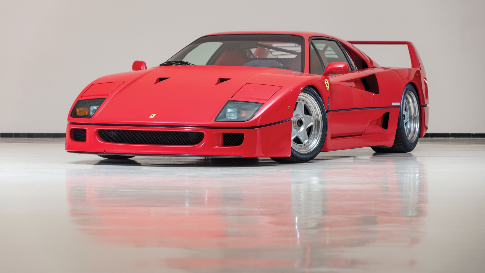 Ferrari F40 (1987-1992) Ferrari F40 (1987-1992)