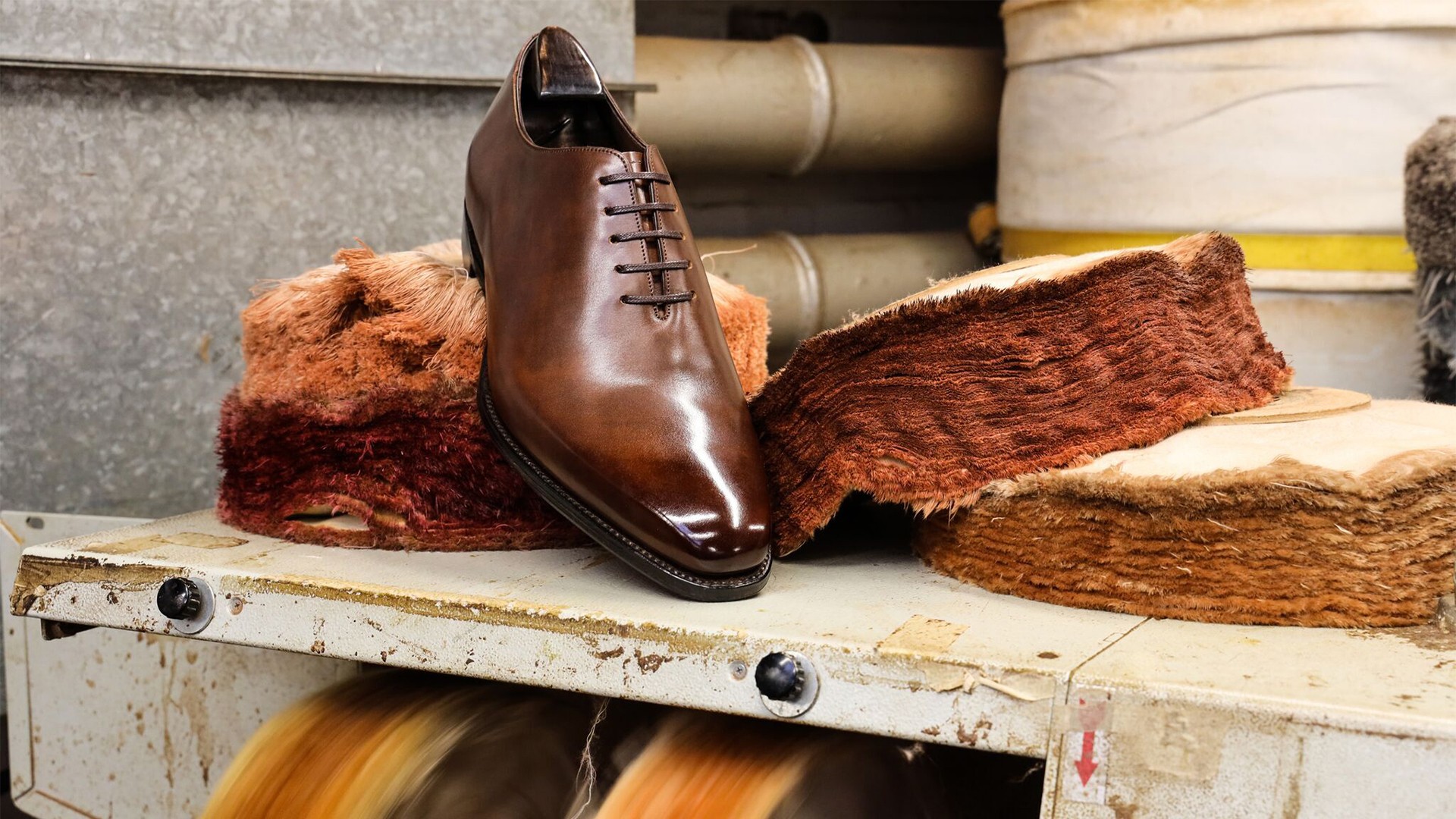 loake wholecut