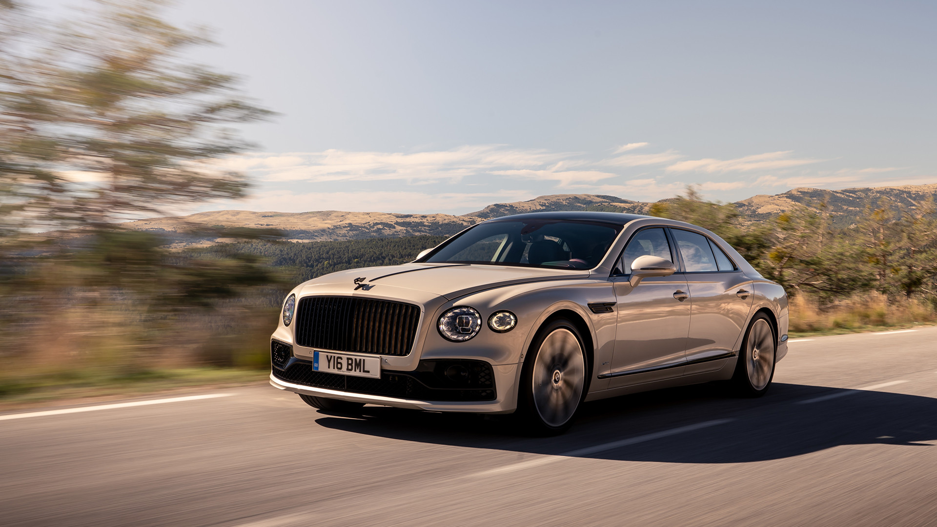 Bentley flying spur s